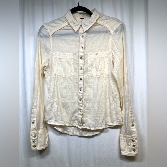 Free People Cream Pearlized Button Up Shirt Front Pockets Size Small - Picture 1 of 12